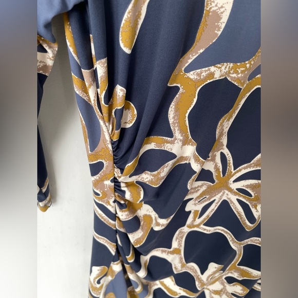 J. McLaughlin Ruched Catalina Abstract Print 3/4 Sleeve Dress Size Small Blue 18 - Picture 3 of 7